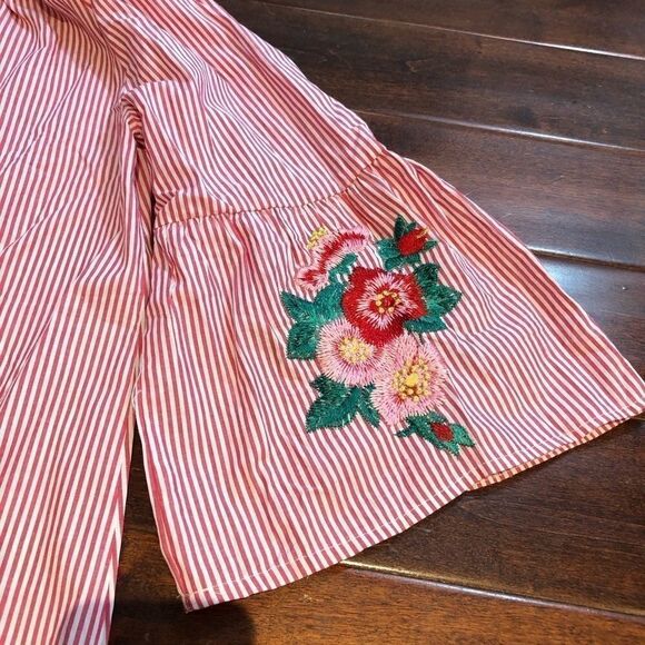 Velzera Stripe Floral 3/4 Sleeve Blouse Plus - Picture 2 of 6